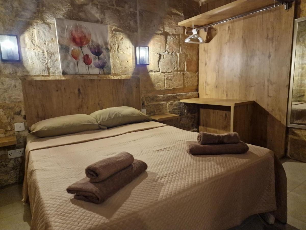 Renovated 16th Century House In Ferienhaus *